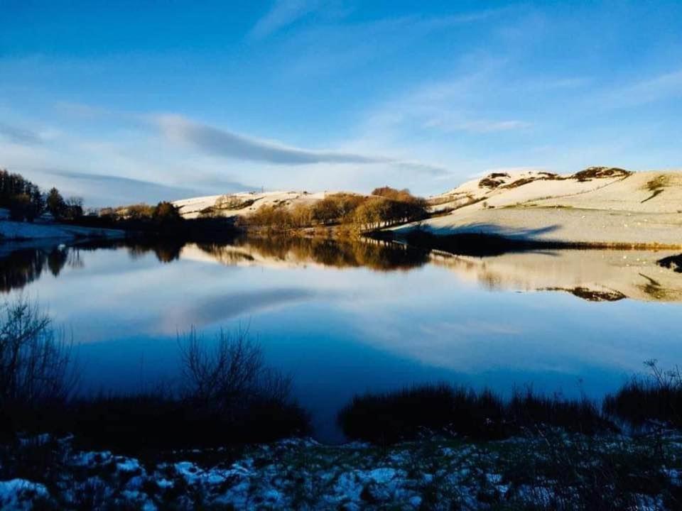 אבריסטוויט Lake View Romantic Retreat מראה חיצוני תמונה